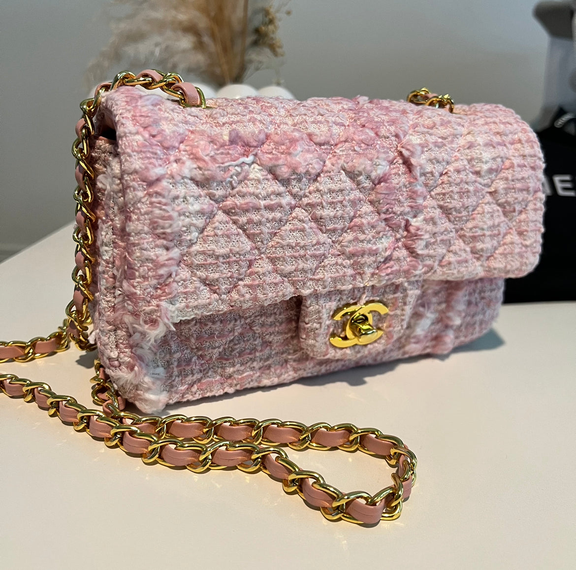 Cute in Pink Tweed Bag